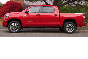 2019-Toyota-Tundra-4×4-SR5-Crewmax-DSCN6146-edit-2