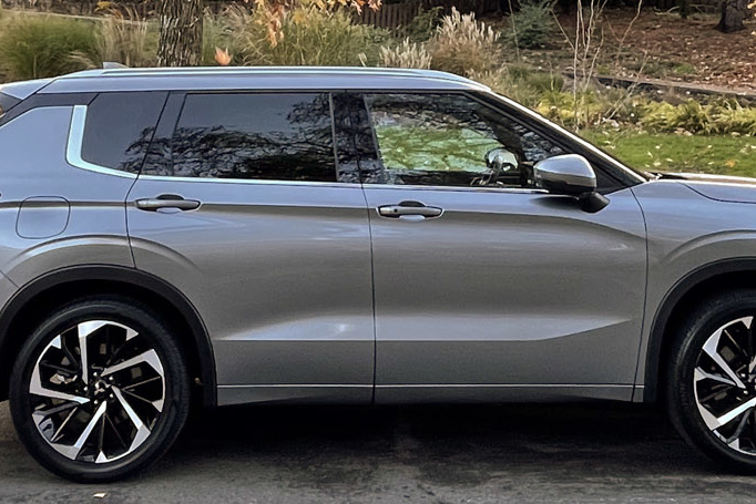 2022 Mitsubishi Outlander SEL 2.5 S-AWC IMG_3897 featured image 2022 Mitsubishi Outlander SEL 2.5 S-AWC