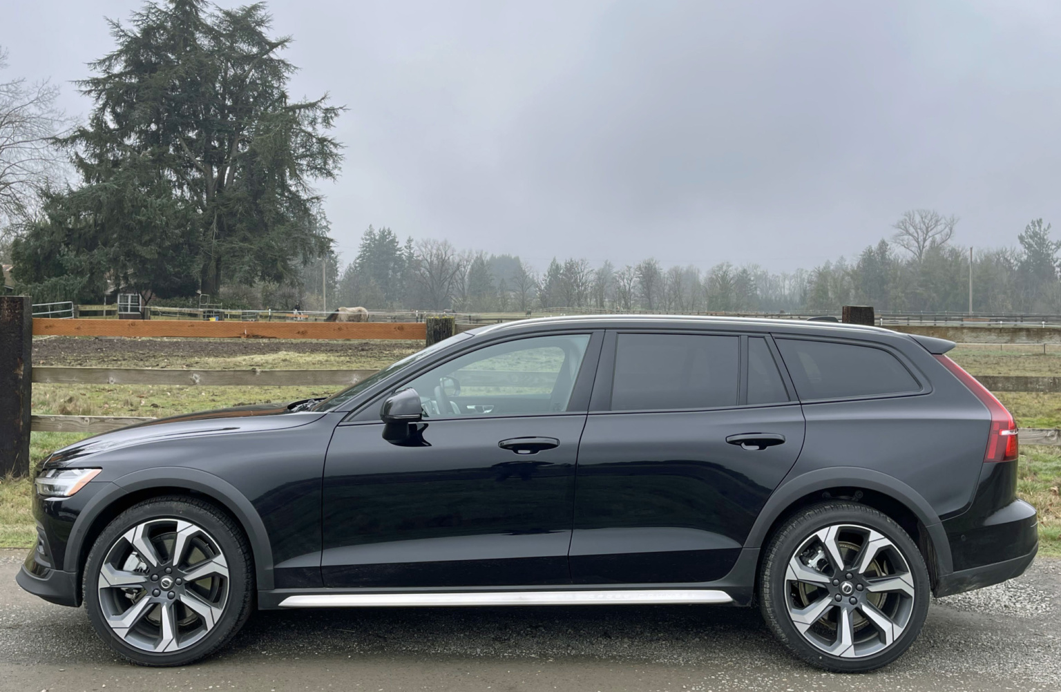 2023 Volvo V60 Cross Country B5 AWD Ultimate | AAA Oregon/Idaho