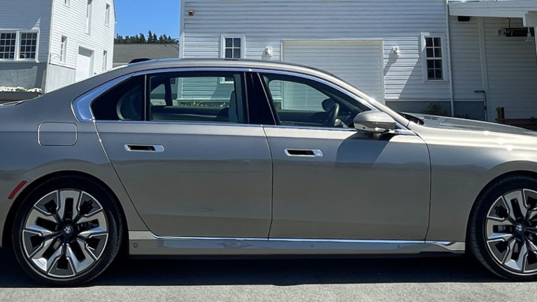 2023 BMW i7 xDrive60 IMG_6786 featured image 2023 BMW i7 xDrive60