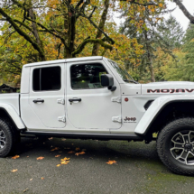 2024 Jeep Gladiator Mojave X