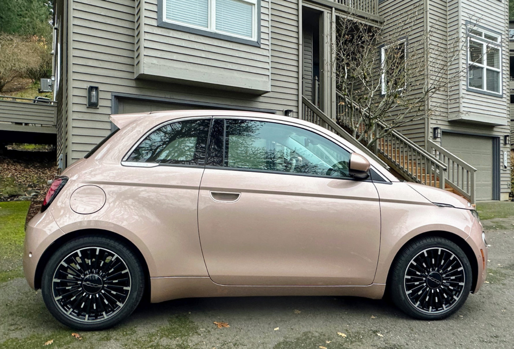 2024 Fiat 500e Inspired by Beauty