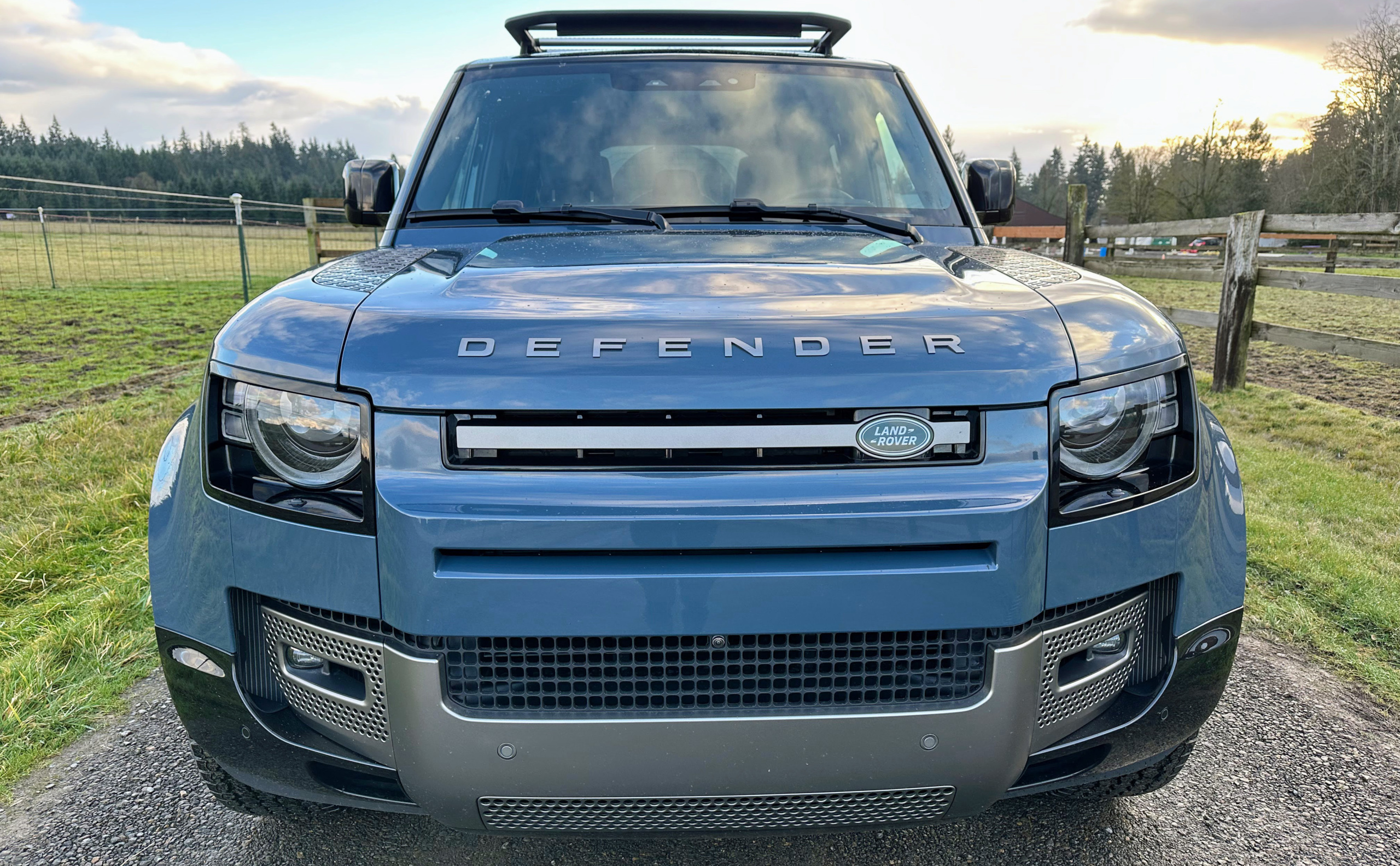 【最終値下げ】LAND ROVER DEFENDERステアリング ランドローバー（LAND ROVER） ランドローバーディフェンダー90 110