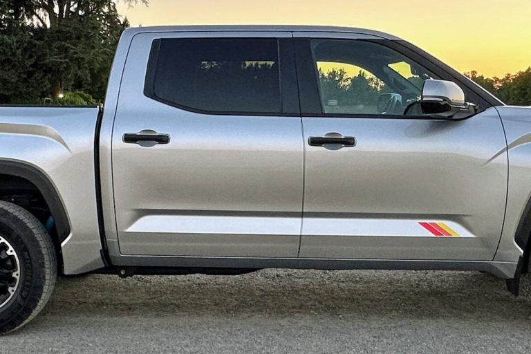 2025 Toyota Tundra 4x4 SR5 CrewMax 5.5 TRD Rally