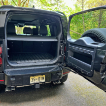 2025 Land Rover Defender 110 X-Dynamic SE 2025 Land Rover Defender 110 X-Dynamic SE